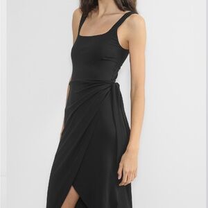 Aritzia Saturn Midi Dress